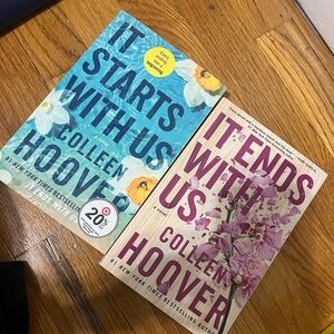 Colleen Hoover Book Set - It Starts With Us & It Ends With Us